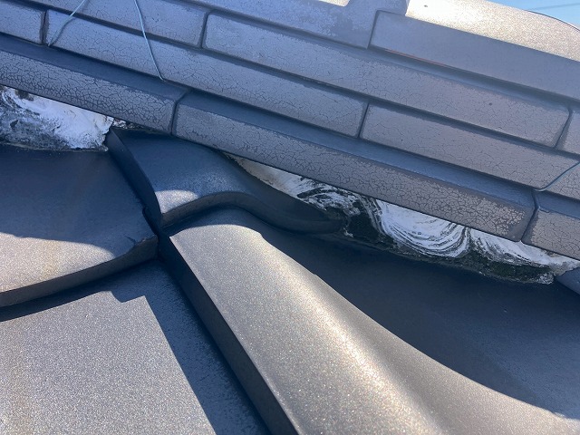 棟の漆喰を確認